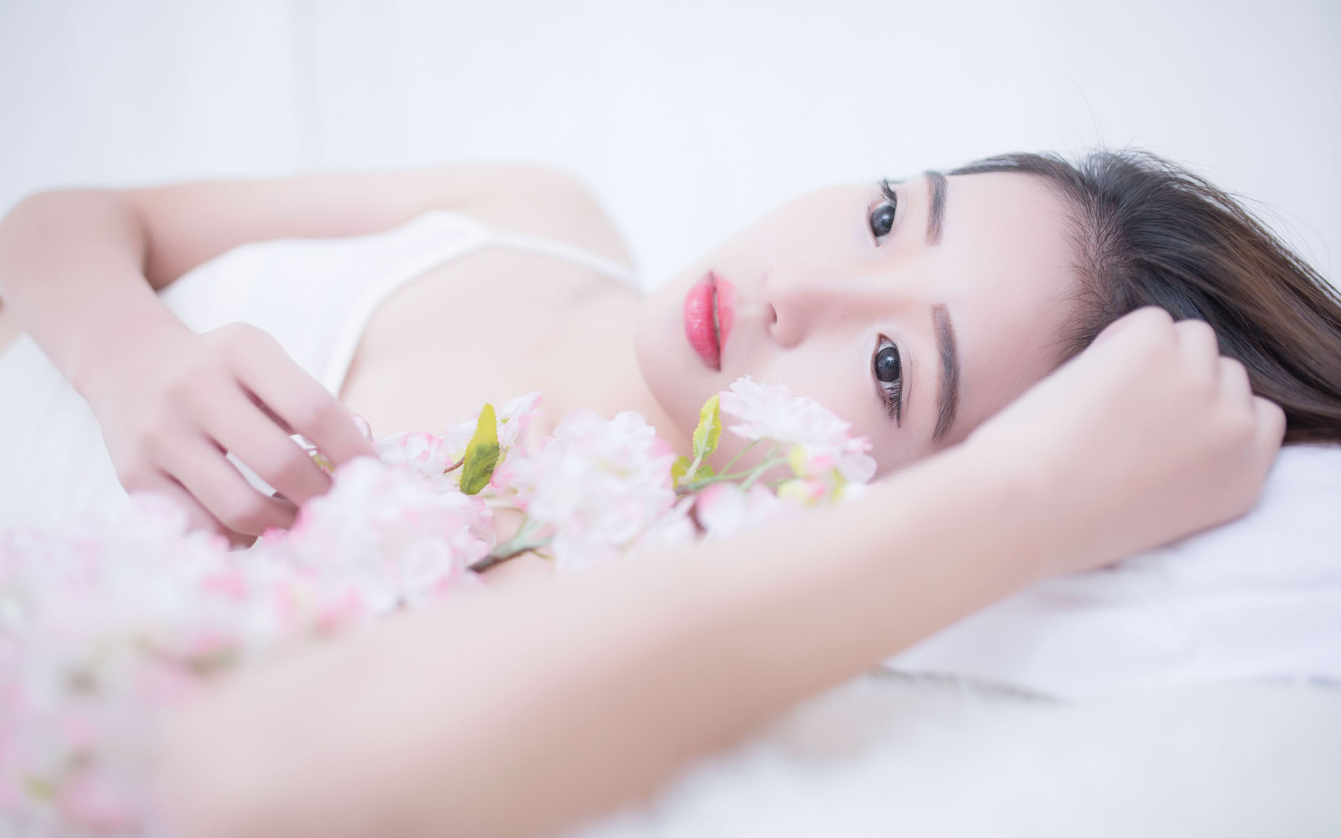 黑龙江结束35天禁渔期 渔民撒下“第一网”